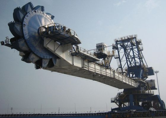 Empilhador e Reclaimer do curral com roda da cubeta