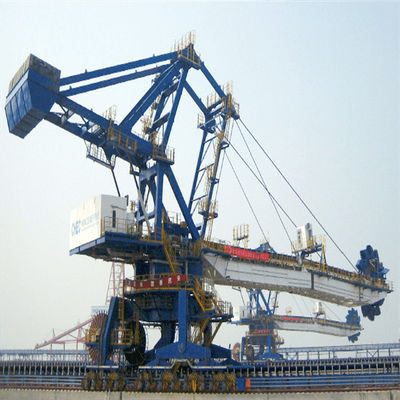 Empilhador e Reclaimer do curral com roda da cubeta